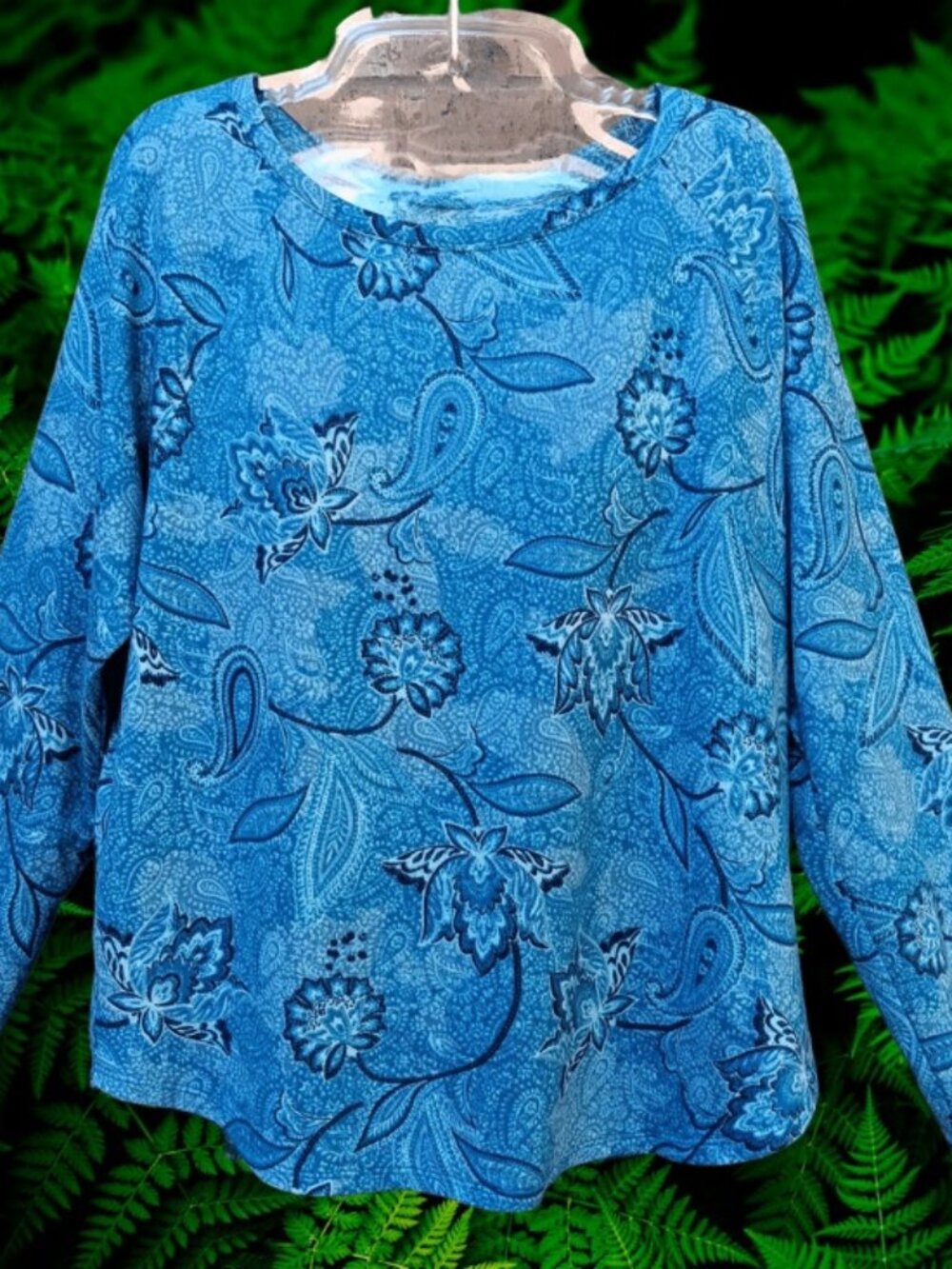 St. John's Bay Womens Knit Top Blouse Pullover Long Sleeves Blue Paisley Size XL